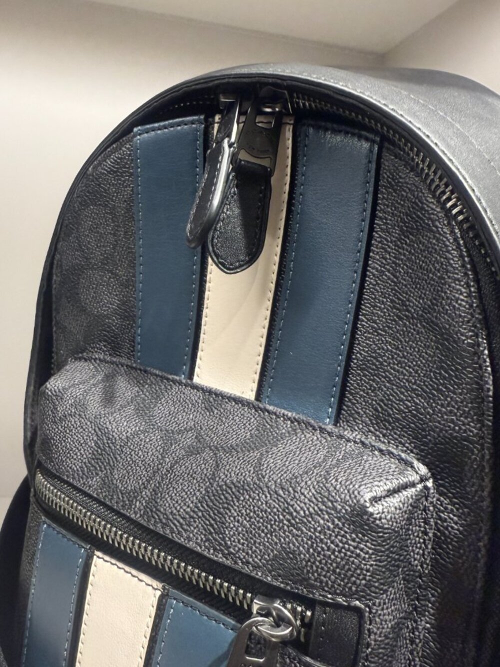 Coach West Pack In Signature Canvas With Varsity Stripe 2999 - Picture 6 of 6